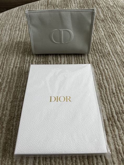 dior circle makeup bag|free dior makeup bag.